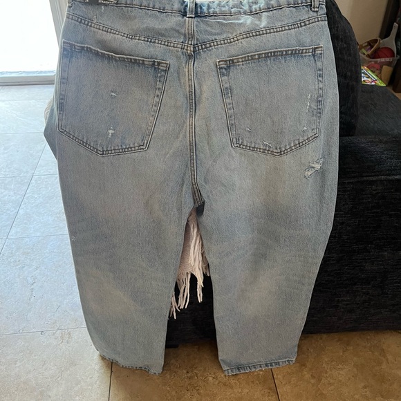 KBB by Kahlana Women's Light Blue Boyfriend 16 sold out online - Picture 5 of 5